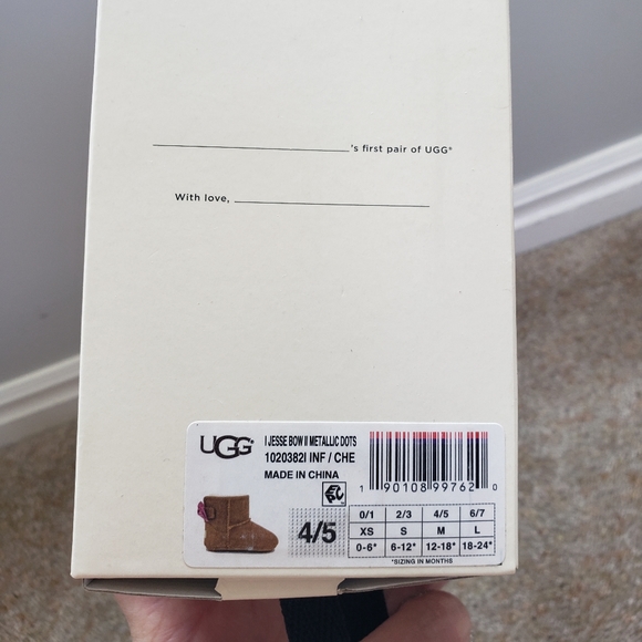 Nib! Ugg infant jesse bow metallic dot boots 4/5 - Picture 6 of 6